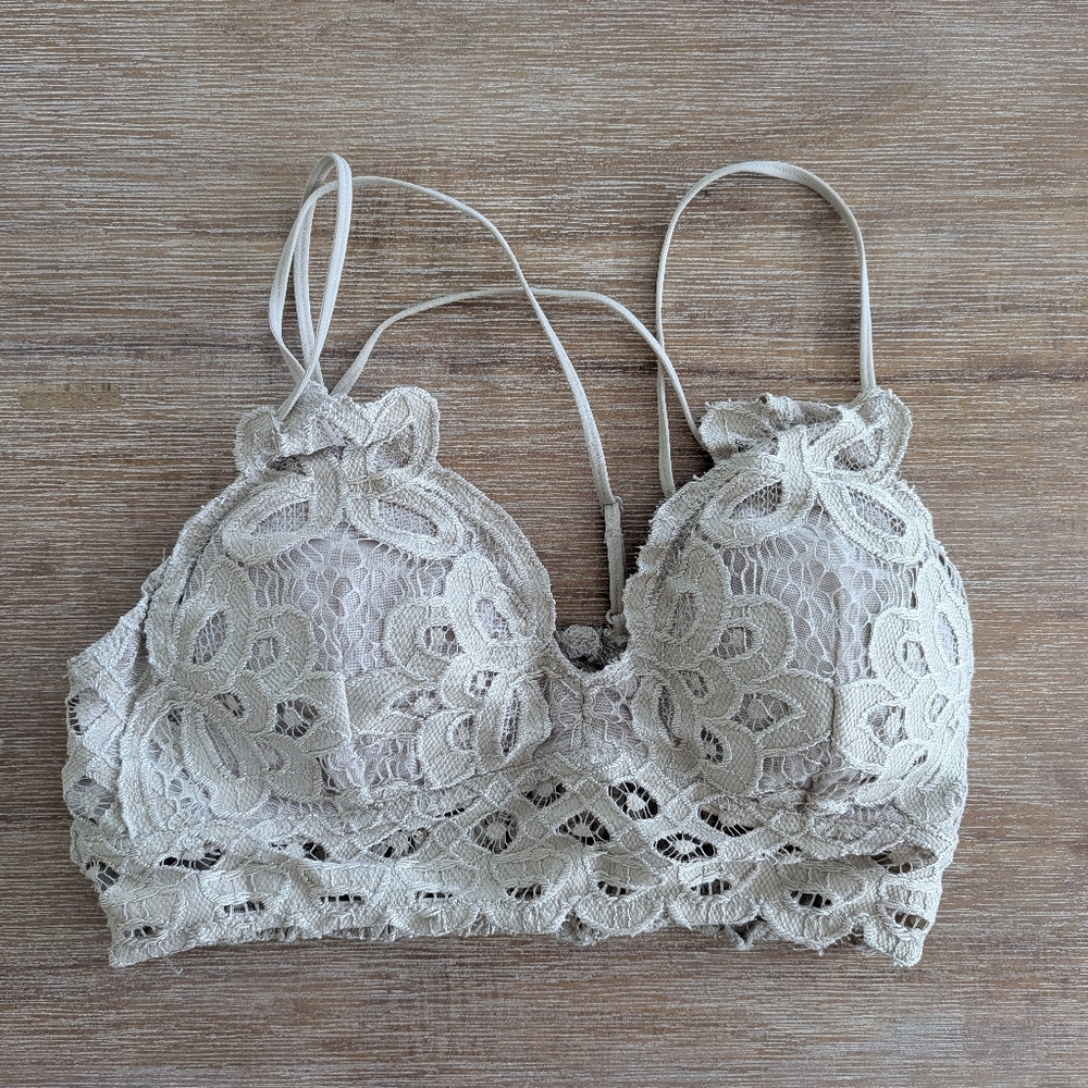 Wishlist Small Lace Bralette - Cream